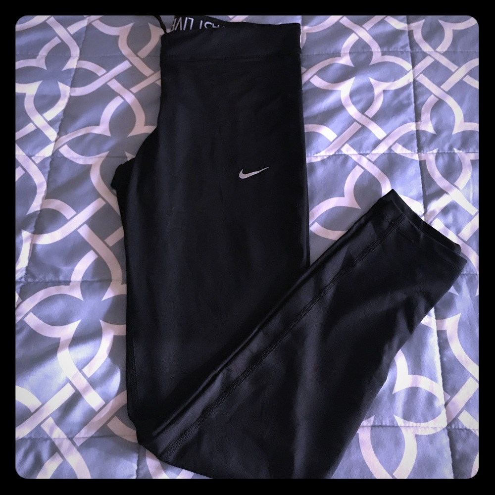 Women’s Nike Dri-FIT relay leggings